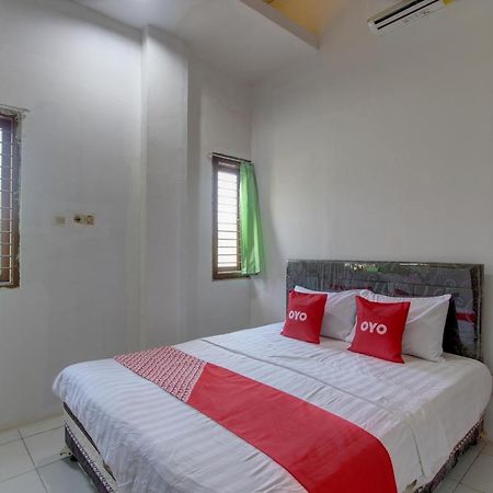 Capital O 91690 Moza Guest House Klaten Zewnętrze zdjęcie