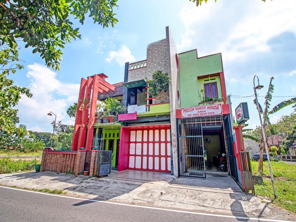Capital O 91690 Moza Guest House Klaten Zewnętrze zdjęcie
