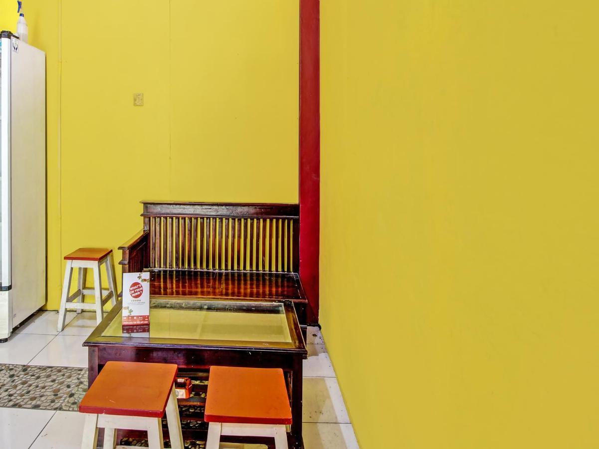 Capital O 91690 Moza Guest House Klaten Zewnętrze zdjęcie