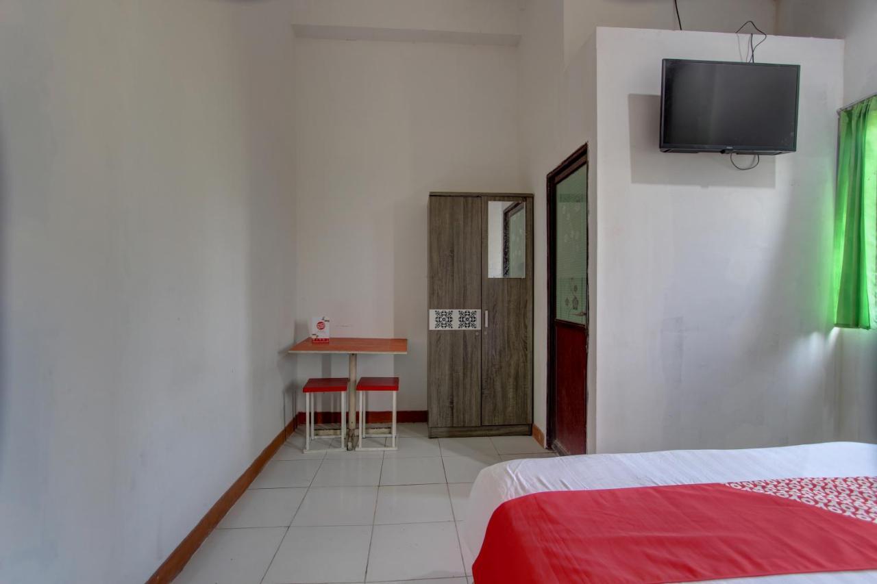 Capital O 91690 Moza Guest House Klaten Zewnętrze zdjęcie